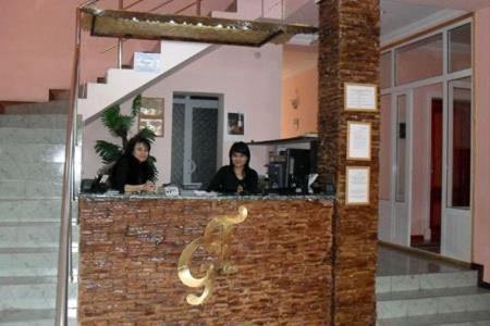 Grand Tashkent Hotel Bagian luar foto